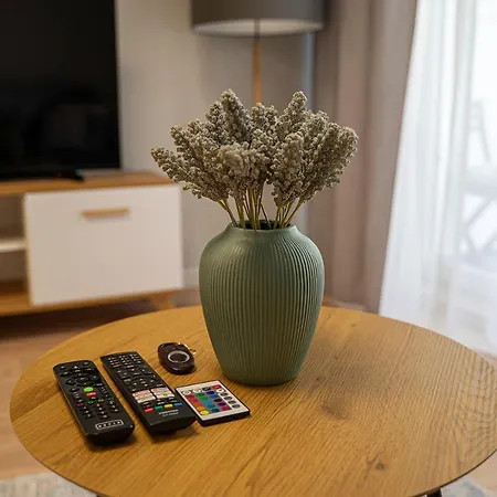 Ursus Comfy With Free Parking By Bookinghost *