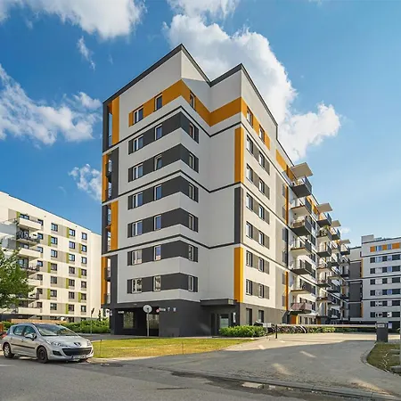 Appartement Ursus Comfy With Free Parking By Bookinghost