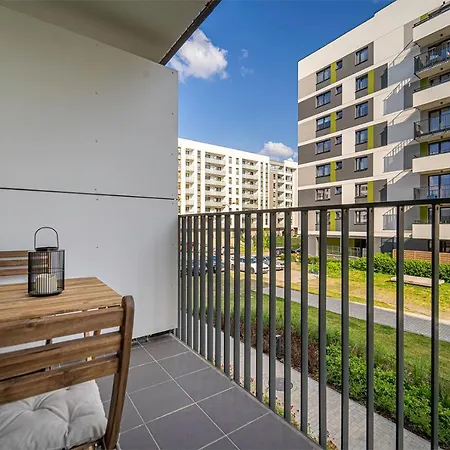 Appartement Ursus Comfy With Free Parking By Bookinghost *