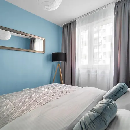 Ursus Comfy With Free Parking By Bookinghost Апартаменты