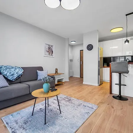 Ursus Comfy With Free Parking By Bookinghost Warschau